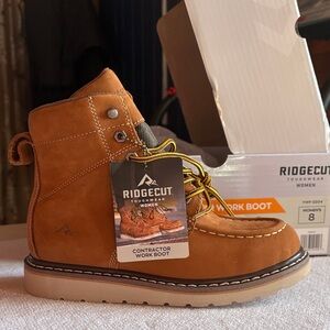 Women’s Tan Work Boots Size 8